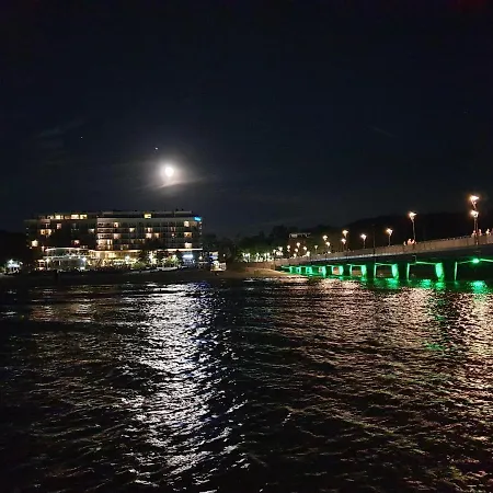 Apartamento ,private Apartment, Aircondition, Garage, Hd Tv Pl & De, Wifi, Fully Equipped, Near