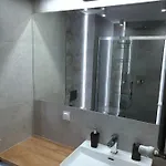 ,private Apartment, Aircondition, Garage, Hd Tv Pl & De, Wifi, Fully Equipped, Near Διαμέρισμα *
