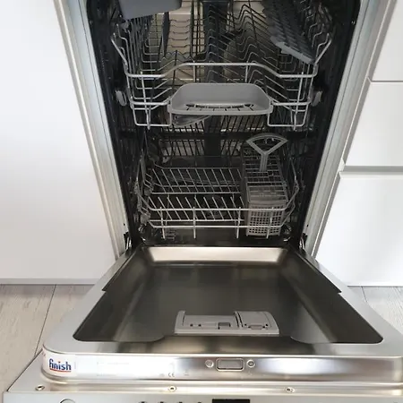 ,private Apartment, Aircondition, Garage, Hd Tv Pl & De, Wifi, Fully Equipped, Near Kolobrzeg