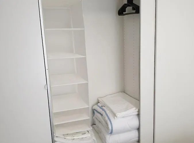 ,private Apartment, Aircondition, Garage, Hd Tv Pl & De, Wifi, Fully Equipped, Near *