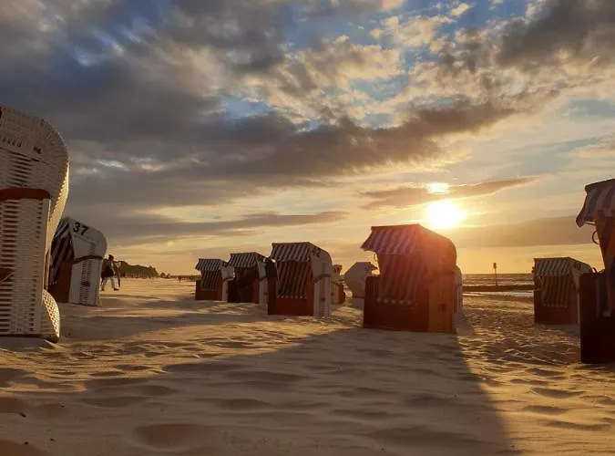 Lägenhet ,private Apartment, Aircondition, Garage, Hd Tv Pl & De, Wifi, Fully Equipped, Near *