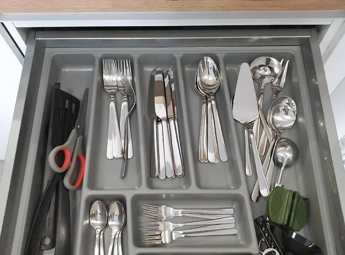 ,private Apartment, Aircondition, Garage, Hd Tv Pl & De, Wifi, Fully Equipped, Near *